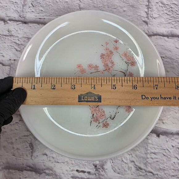 Vintage Pyrex Pink Dogwood Family Flair Flower Blossom Dessert Plates Set of 4 - Picture 5 of 5